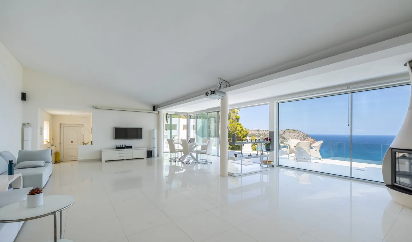 Spectacular Minimalist Villa with Panoramic Sea Views in Canyamel - 1