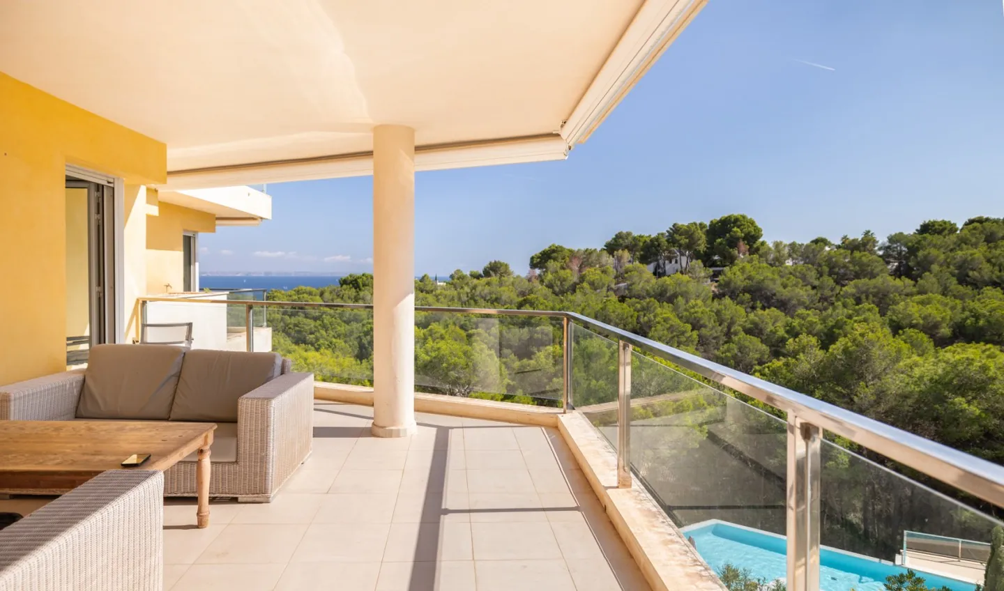 Sea view 3 bedroom apartment for rent in Sol de Mallorca - 1