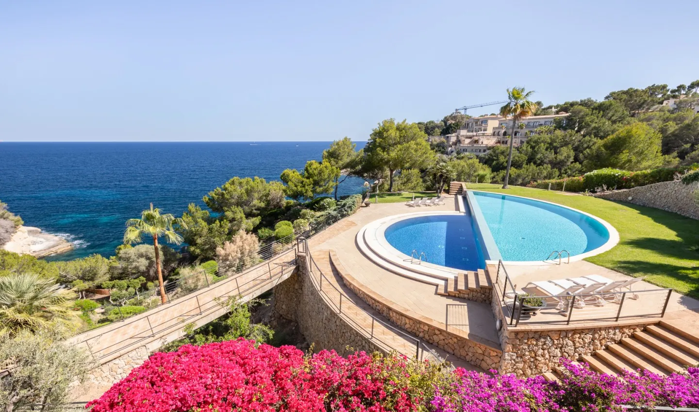 Sea view 2 bedroom apartment for rent in Sol de Mallorca - 1