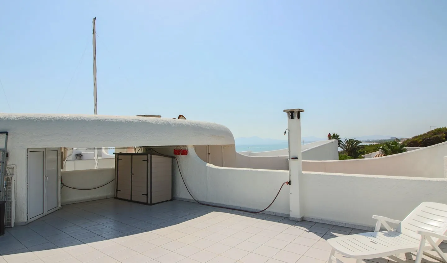 Seafront penthouse in Playa de Muro - 1