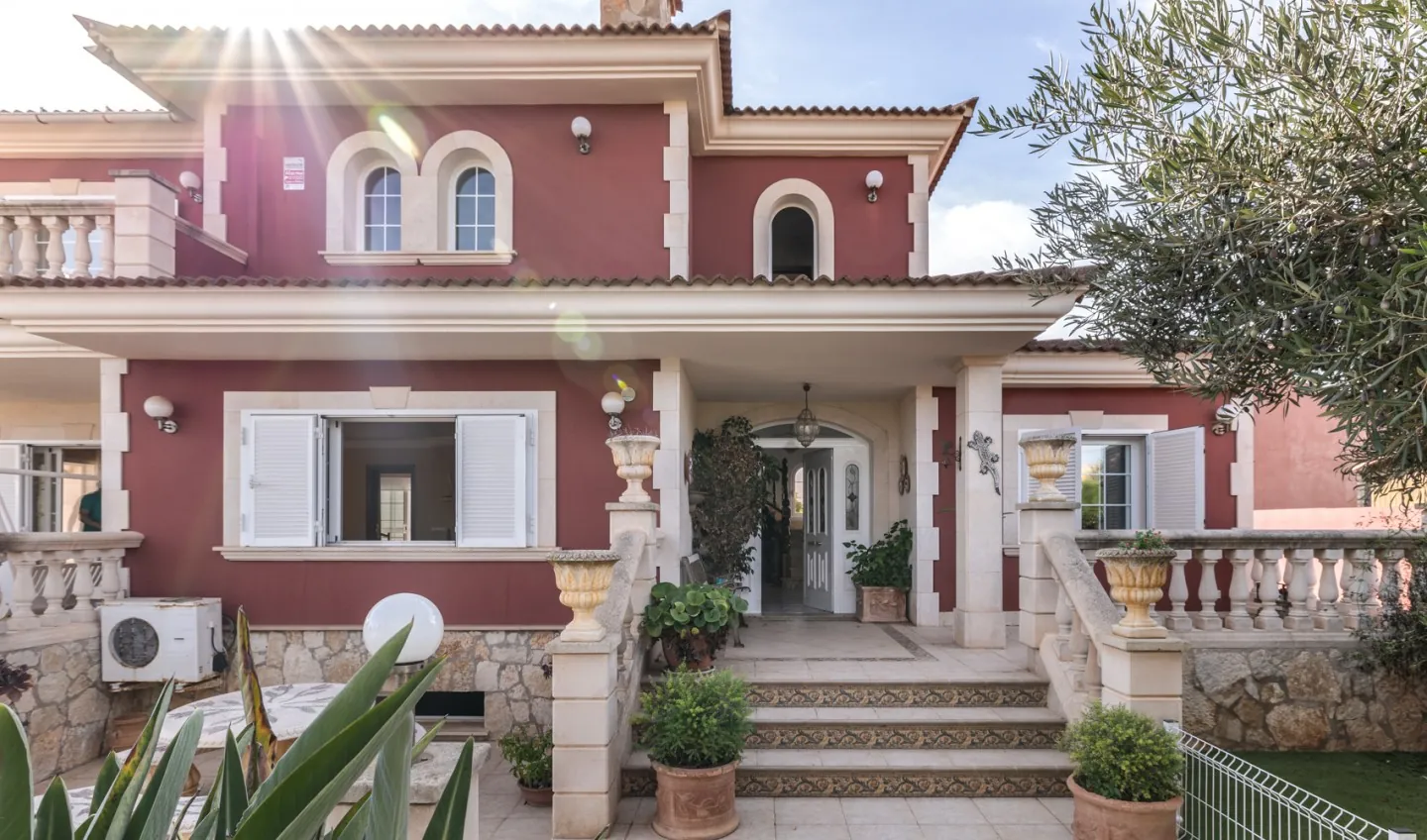 Immaculate Villa in the Heart of Bahía Grande, Close to the Sea - 1