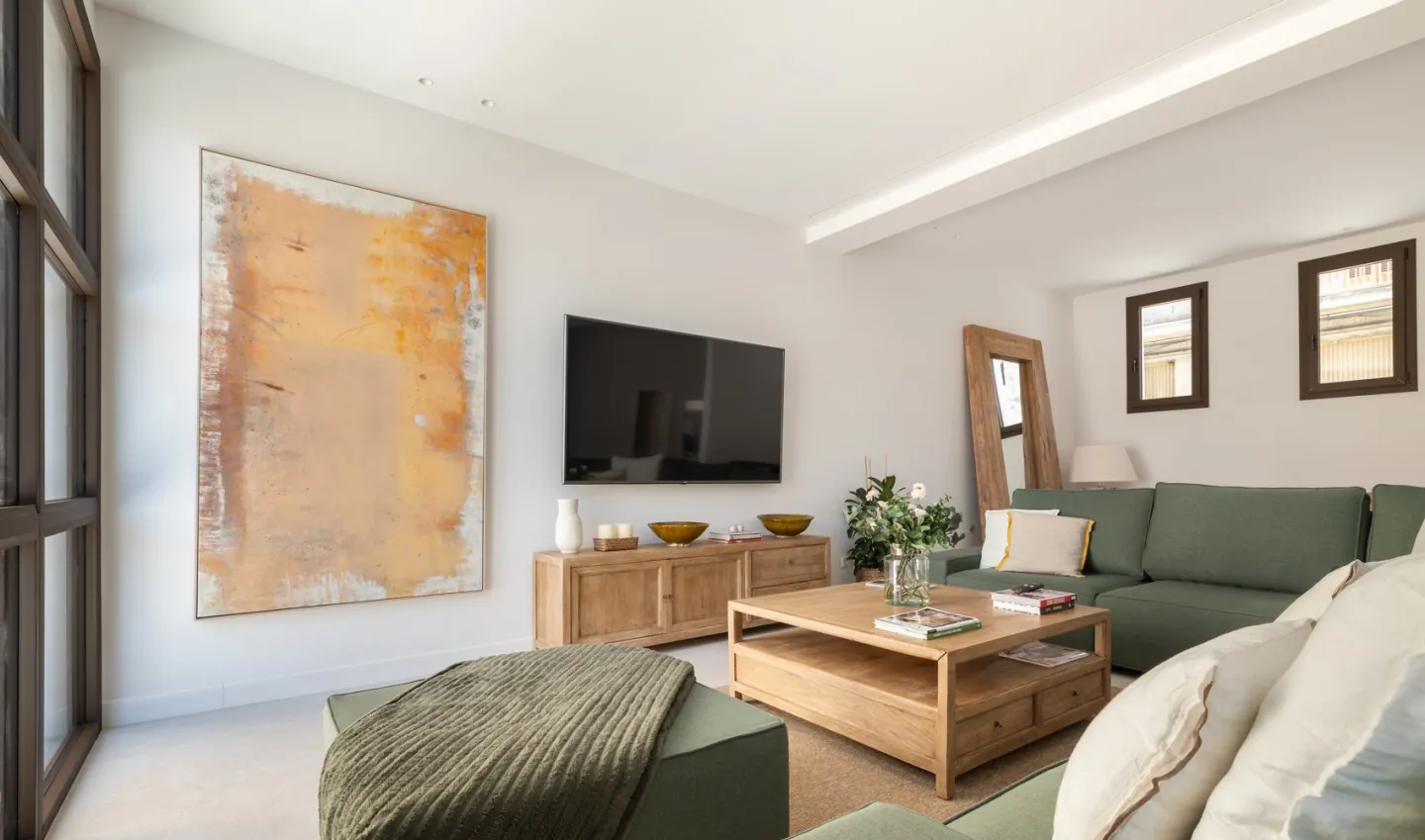 Exclusive New-Build Residence with Pool in the Heart of Villafranca de Bonany - 1