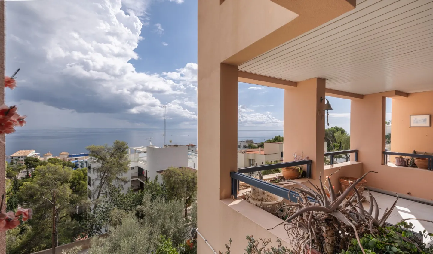 Seaview Apartment ALTOS in the sought-after area of Illetas - 1